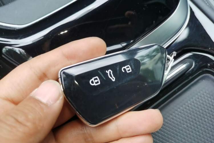 Used Volkswagen ID.4 CROZZ 2022 Long-Range Lite PRO Edition Vehicle Key