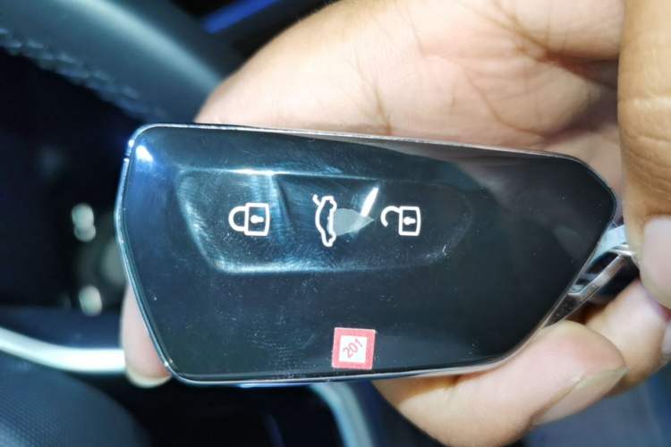Used Volkswagen ID.4 CROZZ 2022 Long-Range Lite PRO Edition Vehicle Key