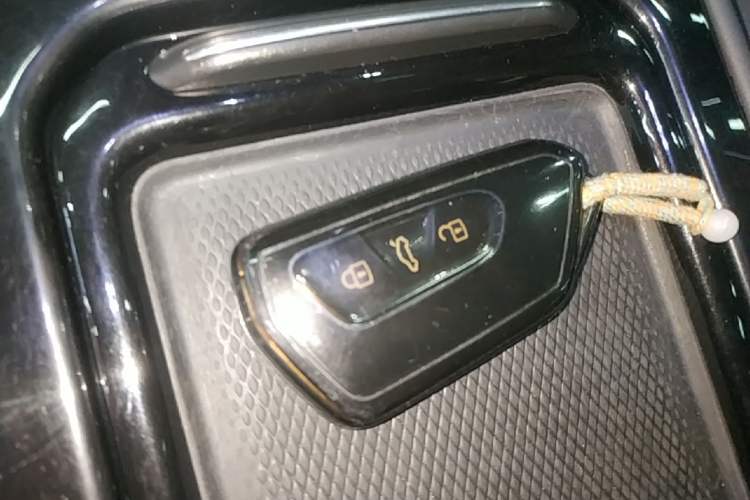 Used Volkswagen ID.4 CROZZ 2022 Pure Edition Limited Edition Vehicle Key