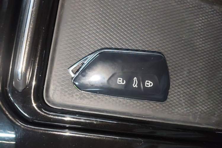 Used Volkswagen ID.4 CROZZ 2022 Pure Edition Limited Edition Vehicle Key
