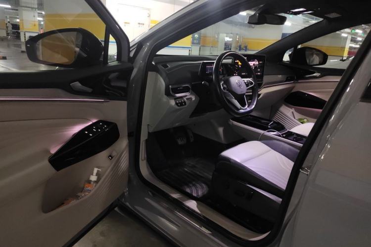 Used Volkswagen ID.4 CROZZ 2022 Long-Range Lite PRO Edition Driver Seat