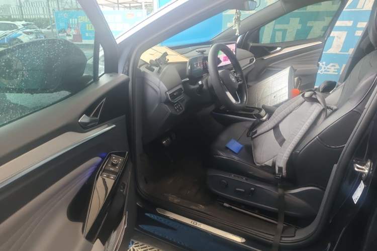 Used Volkswagen ID.4 CROZZ 2022 Long-Range Lite PRO Edition Driver Seat