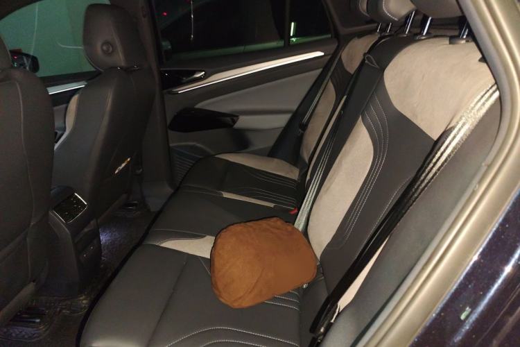 Used Volkswagen ID.4 CROZZ 2022 Long-Range Lite PRO Edition Left Rear Seat