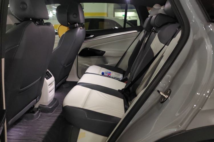Used Volkswagen ID.4 CROZZ 2022 Long-Range Lite PRO Edition Left Rear Seat