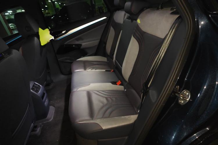 Used Volkswagen ID.4 CROZZ 2022 High-Performance PRIME Edition Left Rear Seat