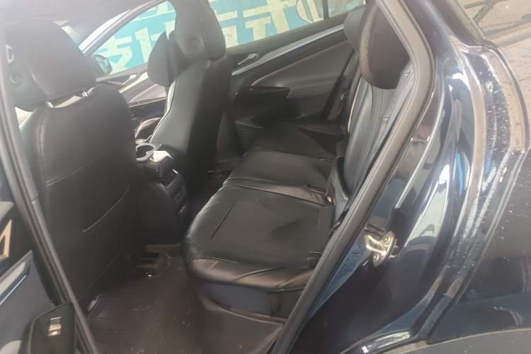 Used Volkswagen ID.4 CROZZ 2022 Long-Range Lite PRO Edition Left Rear Seat