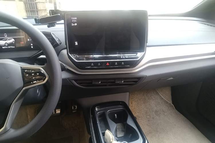 Used Volkswagen ID.4 CROZZ 2022 Pure Edition Limited Edition Audio And AC Panel