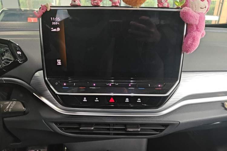Used Volkswagen ID.4 CROZZ 2022 Pure Edition Limited Edition Audio And AC Panel