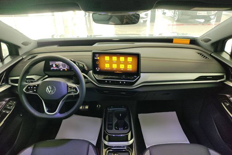 Used Volkswagen ID.4 CROZZ 2022 High-Performance PRIME Edition Center Console