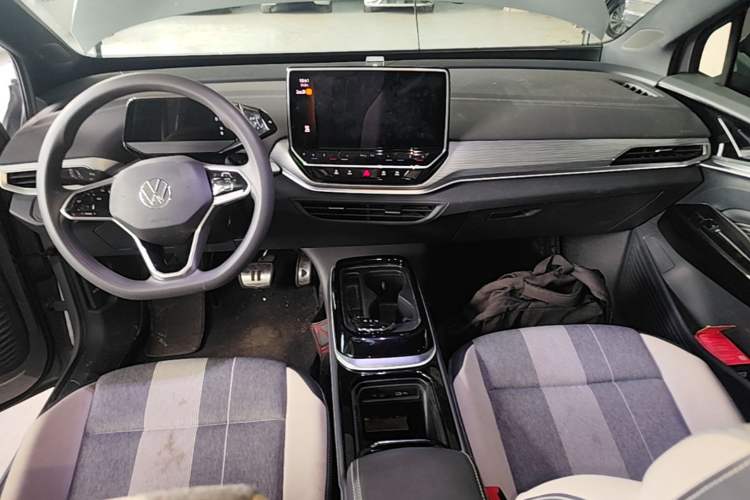 Used Volkswagen ID.4 CROZZ 2022 Standard Range PURE Edition Center Console