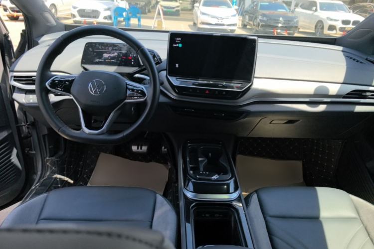 Used Volkswagen ID.4 CROZZ 2022 Long-Range Lite PRO Edition Center Console