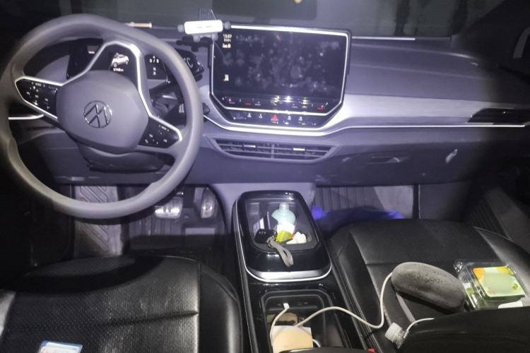 Used Volkswagen ID.4 CROZZ 2022 Standard Range PURE Edition Center Console