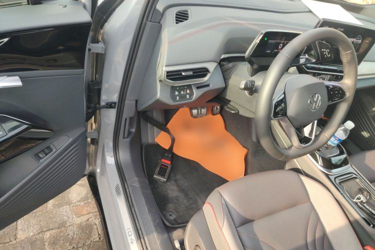 Used Volkswagen ID.4 CROZZ 2022 High-Performance PRIME Edition Driver Seat