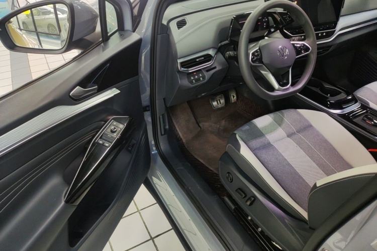 Used Volkswagen ID.4 CROZZ 2022 Pure Edition Limited Edition Driver Seat