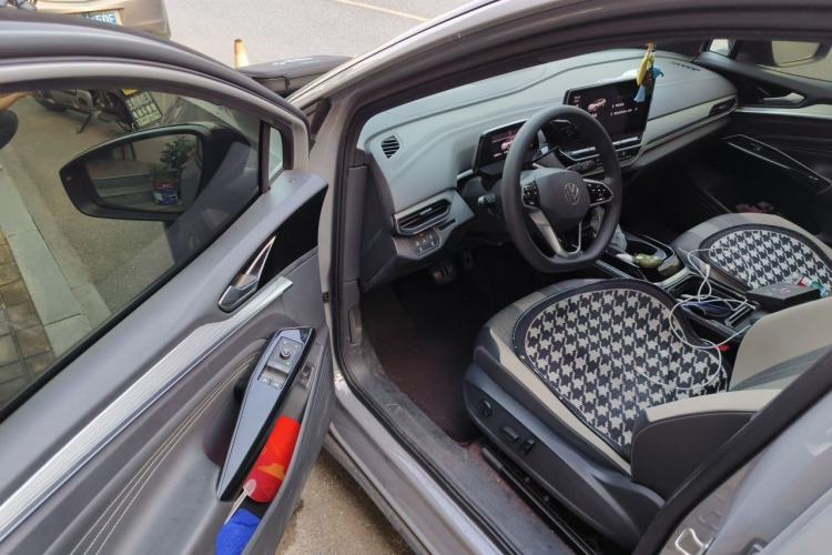 Used Volkswagen ID.4 CROZZ 2022 Pure Edition Limited Edition Driver Seat