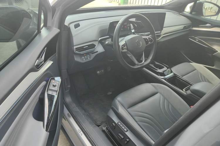 Used Volkswagen ID.4 CROZZ 2022 Long-Range Lite PRO Edition Driver Seat