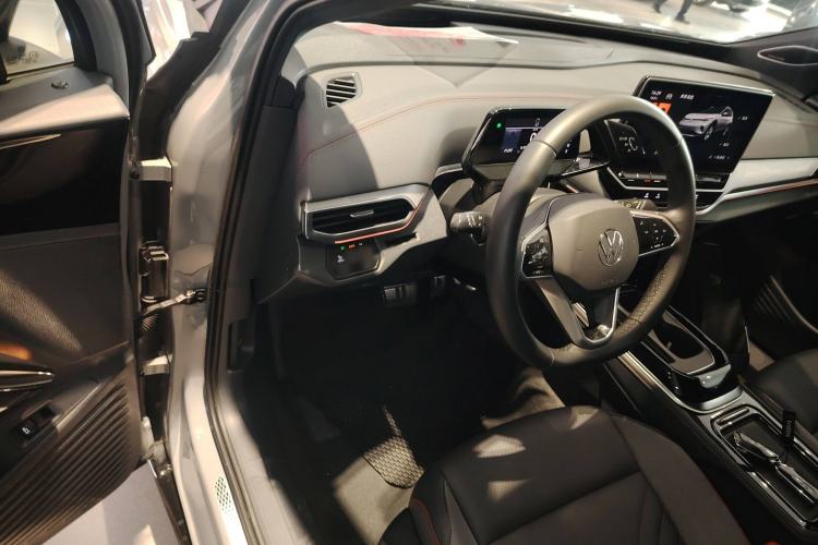 Used Volkswagen ID.4 CROZZ 2022 High-Performance PRIME Edition Driver Seat