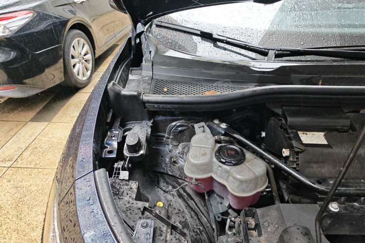 Used Volkswagen ID.4 CROZZ 2022 Long-Range PURE+ Edition Engine Bay Right