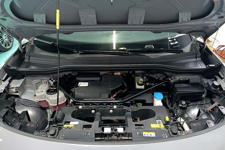 Used Volkswagen ID.4 CROZZ 2022 Long-Range PURE+ Edition Engine Bay