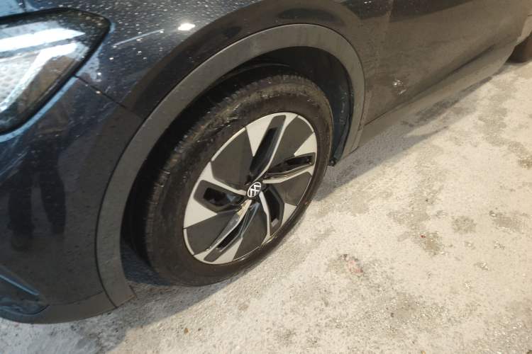 Used Volkswagen ID.4 CROZZ 2022 Pure Edition Limited Edition Exterior 4