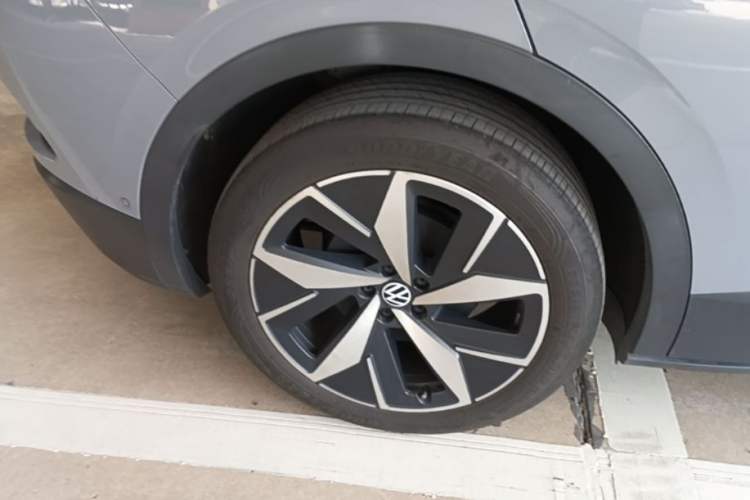 Used Volkswagen ID.4 CROZZ 2022 Long-Range Lite PRO Edition Exterior 5