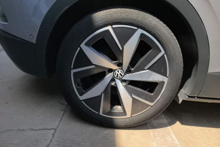 Used Volkswagen ID.4 CROZZ 2022 Long-Range Lite PRO Edition Exterior 5