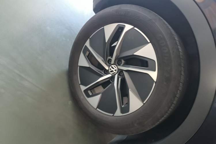 Used Volkswagen ID.4 CROZZ 2022 Long-Range PURE+ Edition Exterior 5