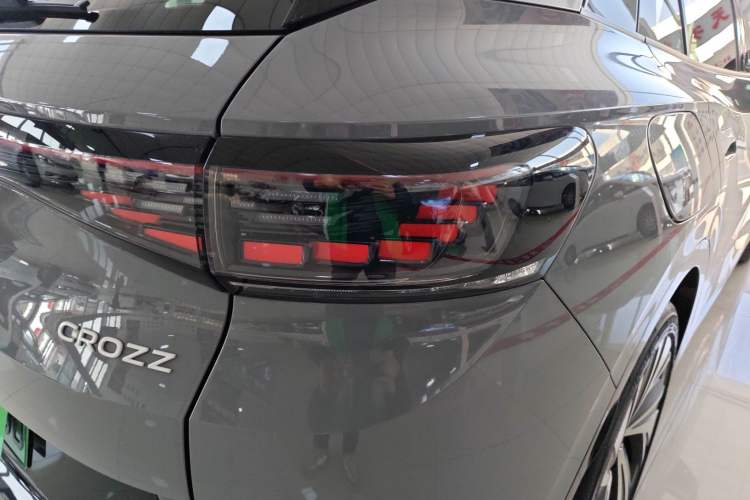 Used Volkswagen ID.4 CROZZ 2022 High-Performance PRIME Edition Exterior 6