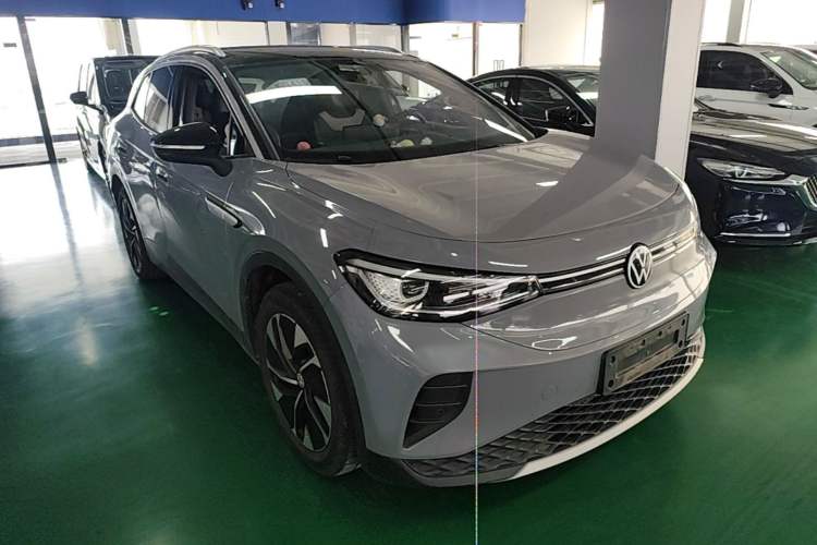 Used Volkswagen ID.4 CROZZ 2022 Pure Edition Limited Edition Front Right 45 Deg