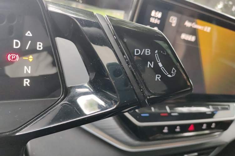 Used Volkswagen ID.4 CROZZ 2022 Long-Range PURE+ Edition Gear Lever