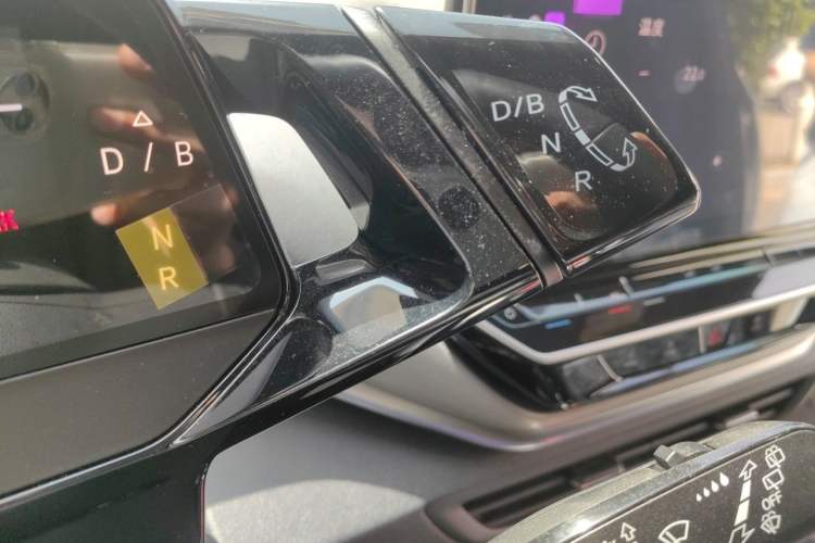 Used Volkswagen ID.4 CROZZ 2022 Long-Range Lite PRO Edition Gear Lever