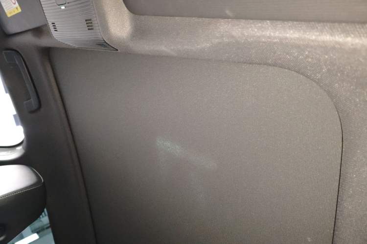 Used Volkswagen ID.4 CROZZ 2022 Standard Range PURE Edition Headliner