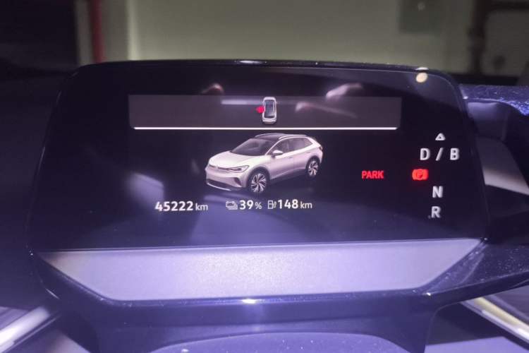 Used Volkswagen ID.4 CROZZ 2022 Standard Range PURE Edition Instrument Cluster