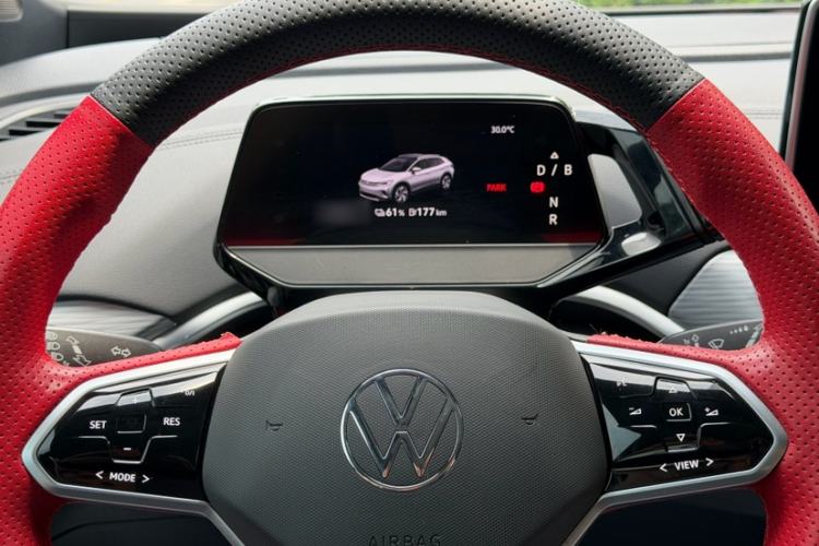 Used Volkswagen ID.4 CROZZ 2022 Pure Edition Limited Edition Interior 3