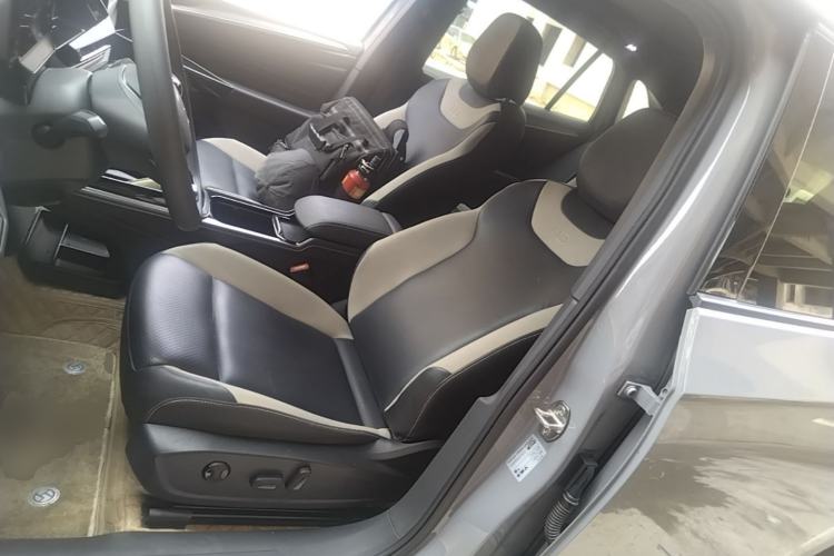 Used Volkswagen ID.4 CROZZ 2022 Pure Edition Limited Edition Left Front Seat