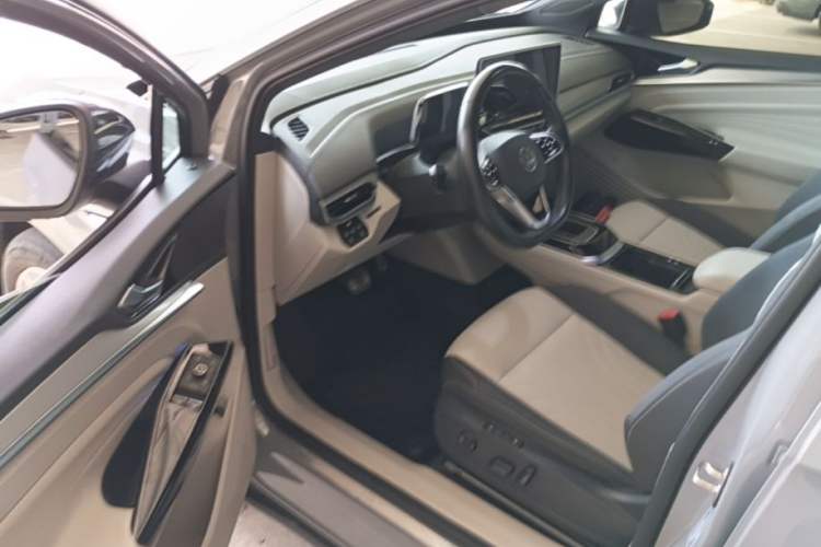 Used Volkswagen ID.4 CROZZ 2022 Long-Range Lite PRO Edition Left Front Seat