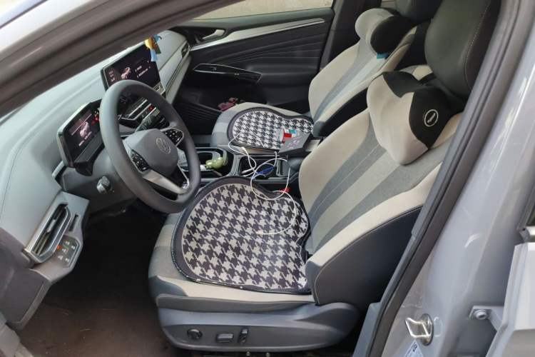 Used Volkswagen ID.4 CROZZ 2022 Pure Edition Limited Edition Left Front Seat