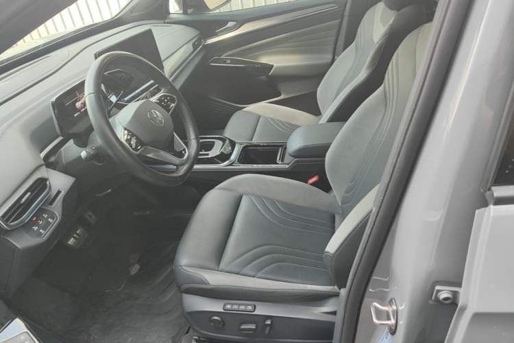 Used Volkswagen ID.4 CROZZ 2022 Long-Range Lite PRO Edition Left Front Seat