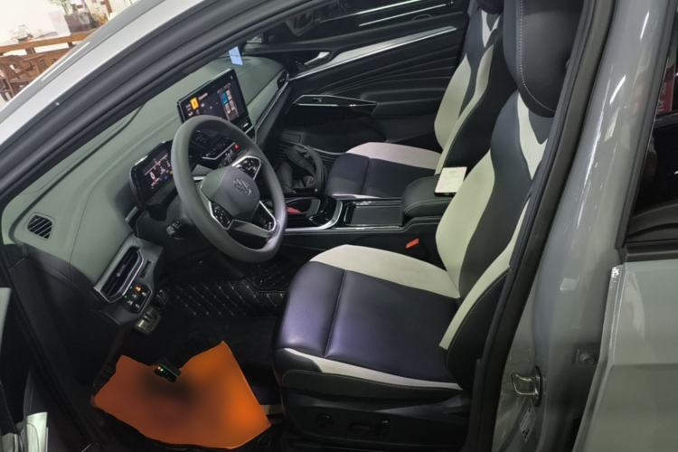 Used Volkswagen ID.4 CROZZ 2022 Pure Edition Limited Edition Left Front Seat