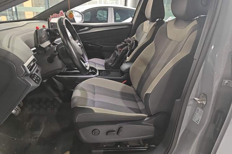 Used Volkswagen ID.4 CROZZ 2022 Pure Edition Limited Edition Left Front Seat