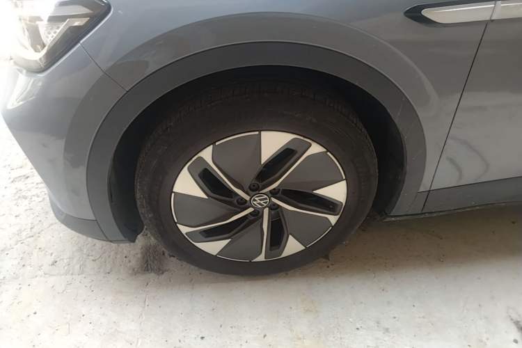 Used Volkswagen ID.4 CROZZ 2022 Pure Edition Limited Edition Left Front Wheel Hub
