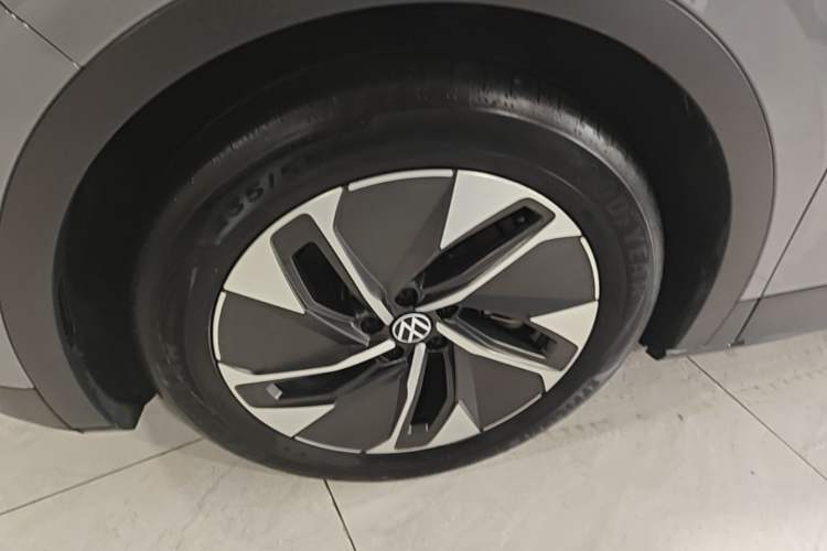 Used Volkswagen ID.4 CROZZ 2022 Pure Edition Limited Edition Left Front Wheel Hub
