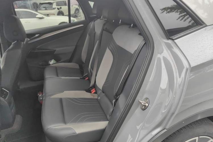 Used Volkswagen ID.4 CROZZ 2022 Long-Range Lite PRO Edition Left Rear Seat