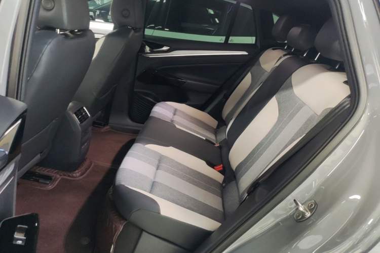 Used Volkswagen ID.4 CROZZ 2022 Pure Edition Limited Edition Left Rear Seat