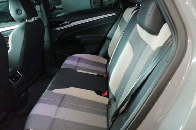 Used Volkswagen ID.4 CROZZ 2022 Pure Edition Limited Edition Left Rear Seat