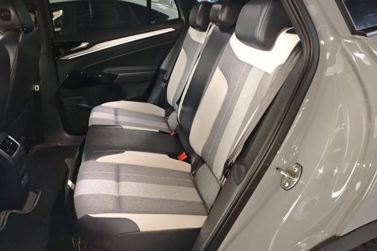 Used Volkswagen ID.4 CROZZ 2022 Standard Range PURE Edition Left Rear Seat