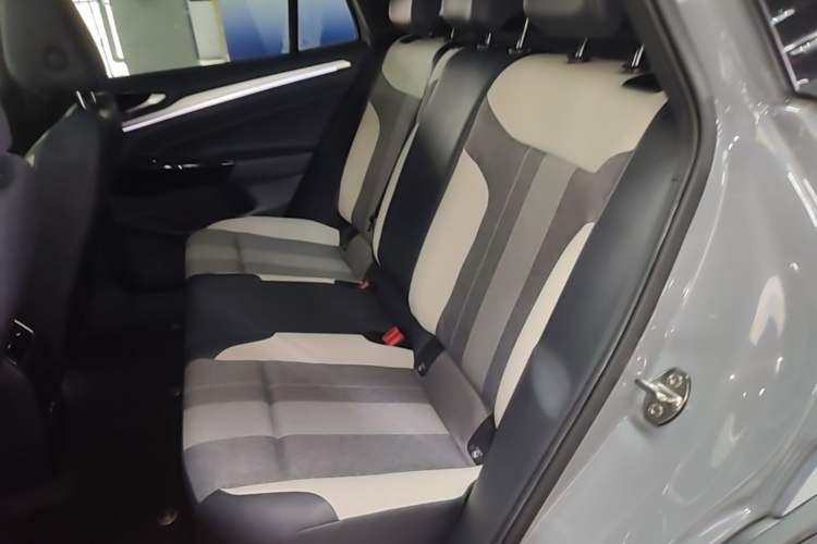 Used Volkswagen ID.4 CROZZ 2022 Pure Edition Limited Edition Left Rear Seat