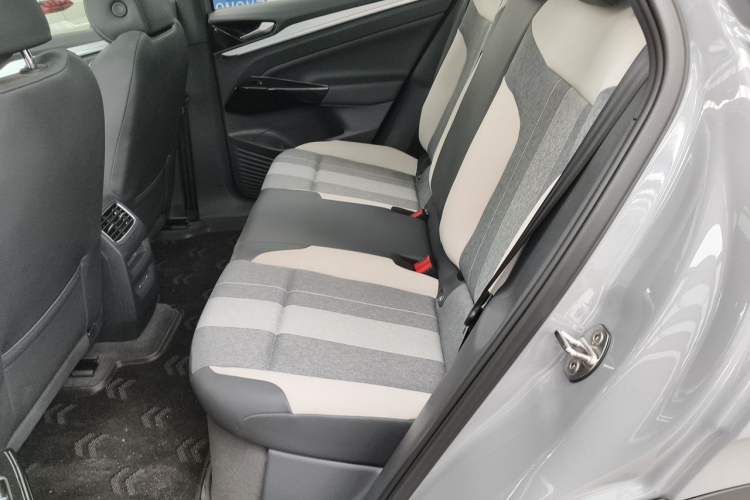 Used Volkswagen ID.4 CROZZ 2022 Pure Edition Limited Edition Left Rear Seat