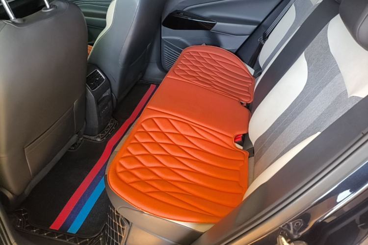 Used Volkswagen ID.4 CROZZ 2022 Long-Range PURE+ Edition Left Rear Seat