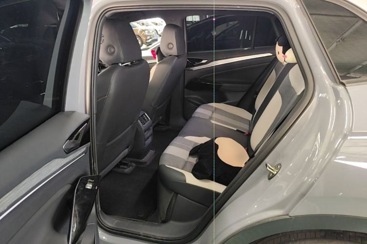 Used Volkswagen ID.4 CROZZ 2022 Pure Edition Limited Edition Left Rear Seat